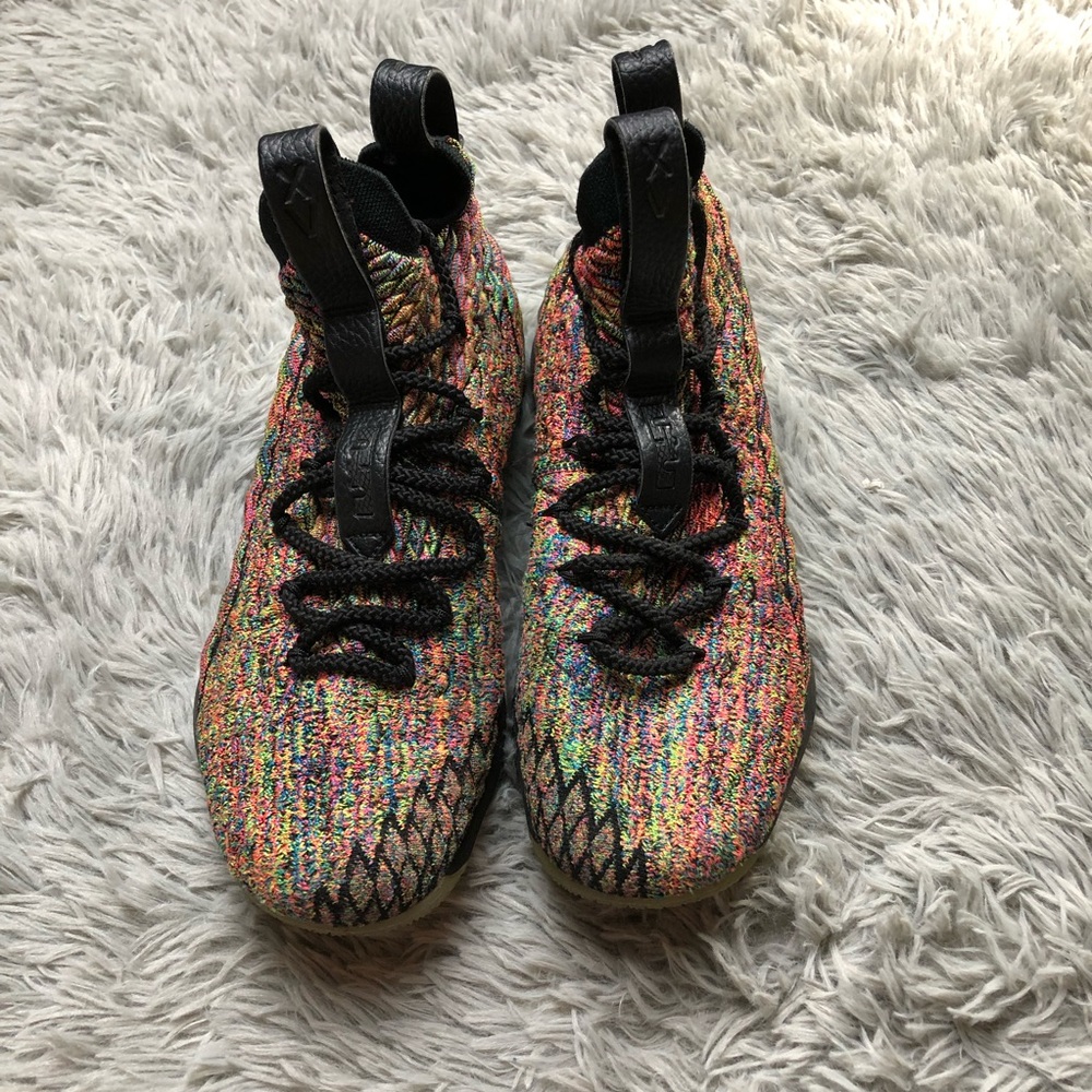 Nike lebron multi-color - Picture 4 of 7